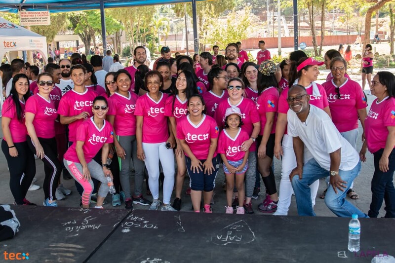 1ª CAMINHADA DE PEITO ABERTO CONTRA O CANCER DE MAMA COLÉGIO TEC-X