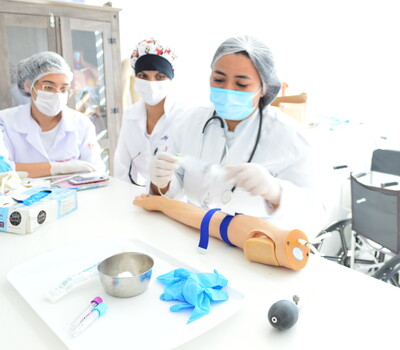 Punção Venosa e Coleta de Sangue